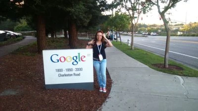 Jane Audrei conhecendo os prédios da Google em Mountain View